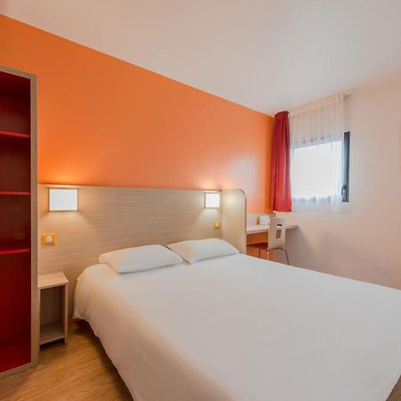 Hotel Eco La Rochelle Centre Les Minimes Exteriör bild