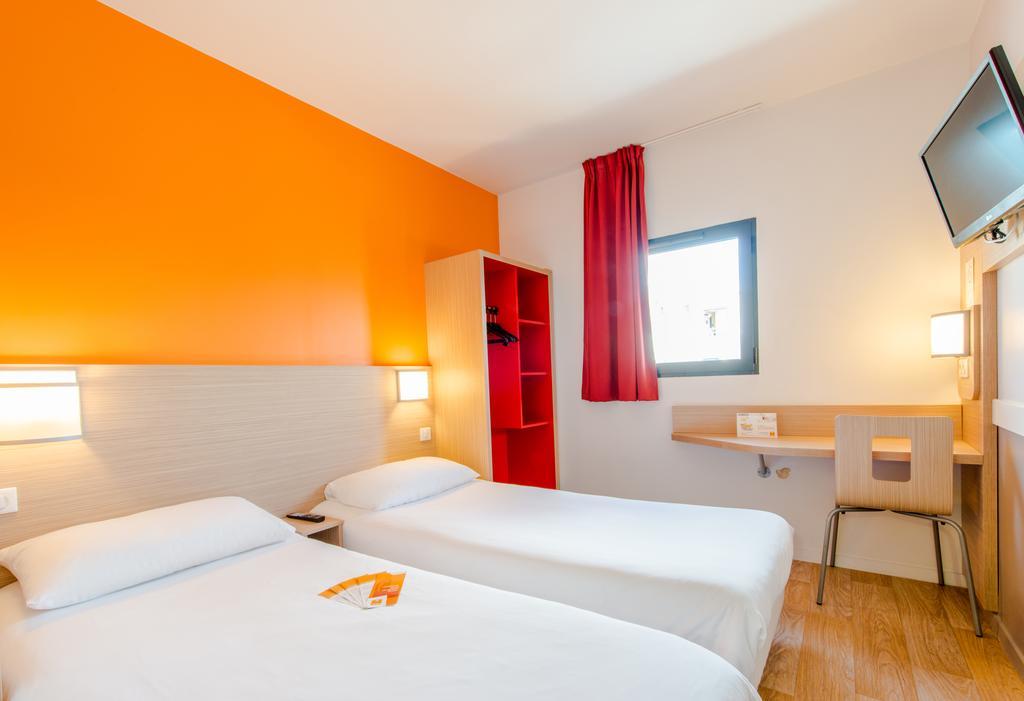 Hotel Eco La Rochelle Centre Les Minimes Exteriör bild