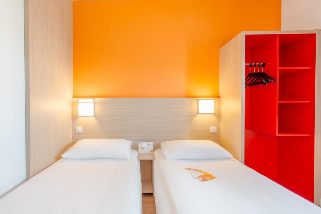 Hotel Eco La Rochelle Centre Les Minimes Exteriör bild